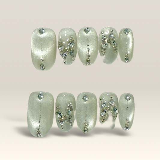 Frosted Crystal Vine